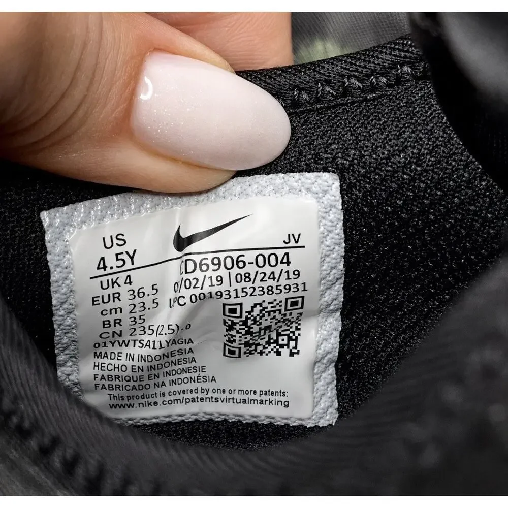 Nike new unisex